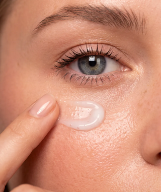 Hydrogel Eye Patch placed under the eye