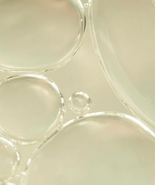 Primer plano de la textura de Rice Water Essence