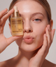 Model using Squalane Face Oil